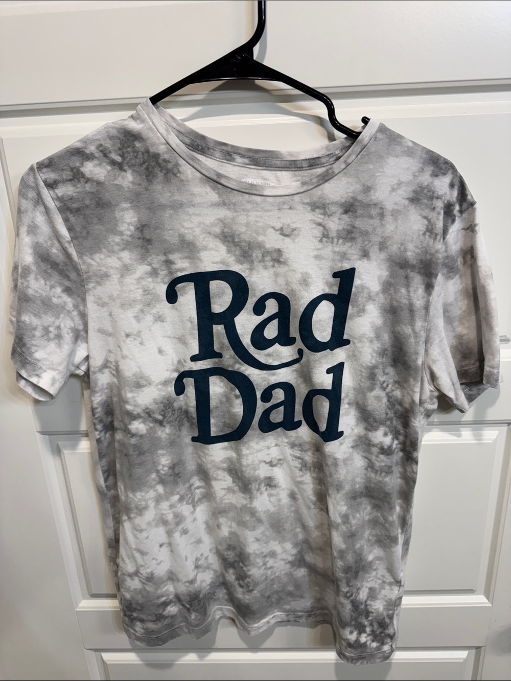 Old Navy Gray & White Soft-Washed Tee